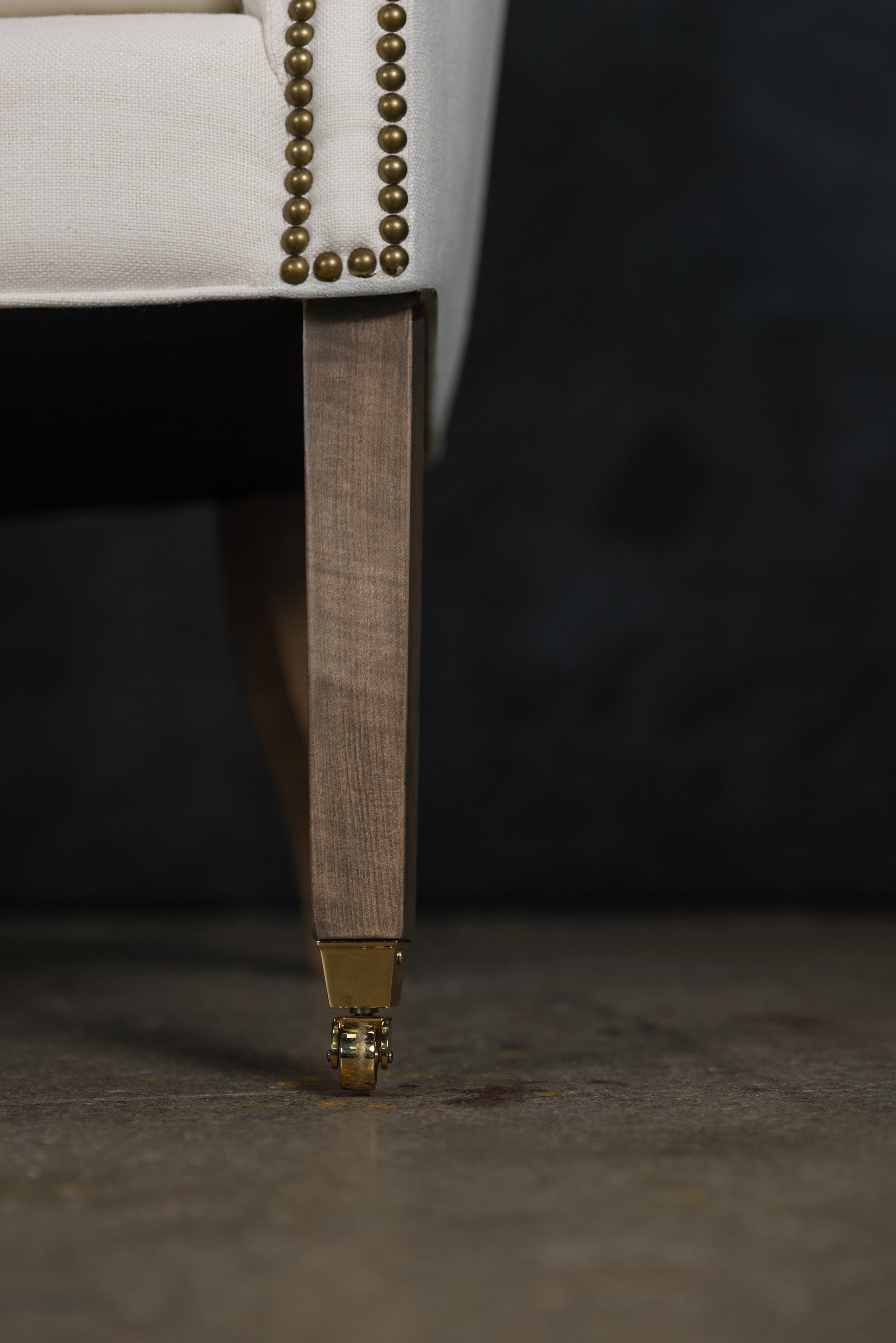DIANA TUFTED CHAIR