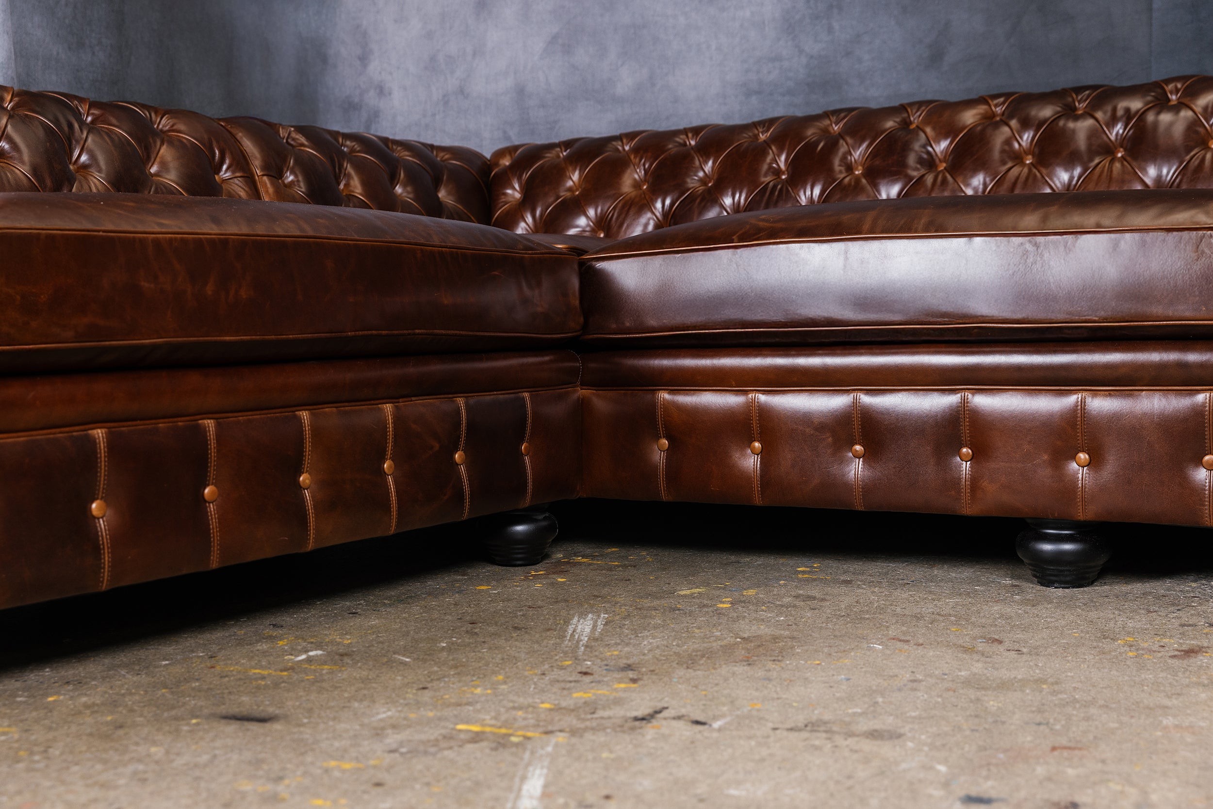 WIMBLEDON LEATHER SECTIONAL