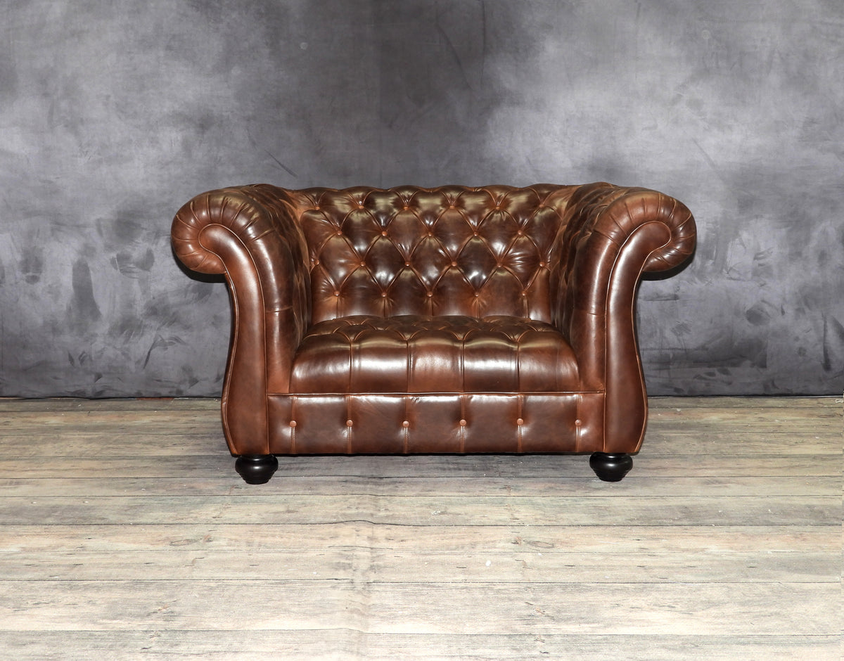 CASA BERGAMO LEATHER CHAIR