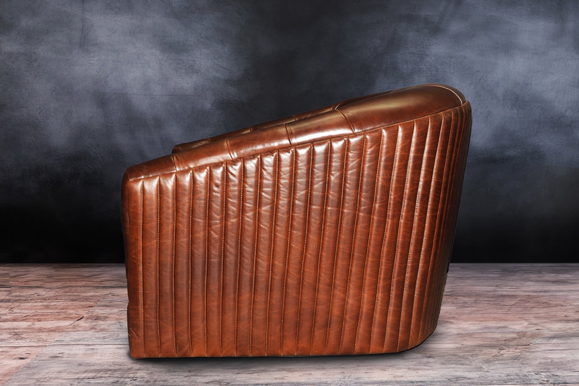 GOVERNOR GENERAL LEATHER CHAIR